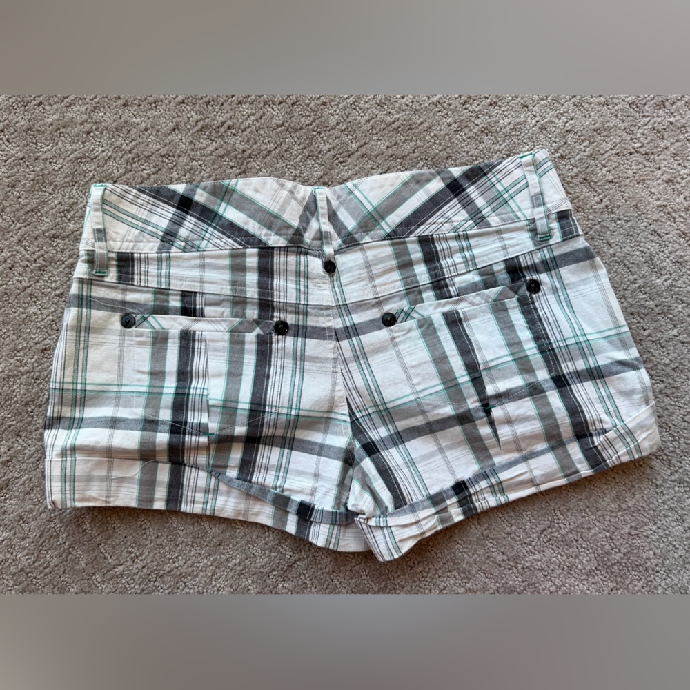 G by Guess Plaid Cotton Shorts in White, Gray & Teal size 28 (more like size 4) - Picture 2 of 5